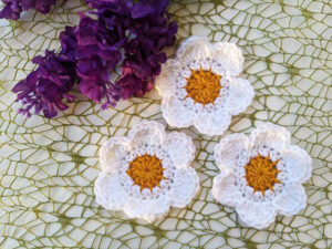 Free Crochet 6 Petal Flower Pattern Example