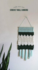 Free Crochet Flower Wall Hanging Pattern Sample Picture