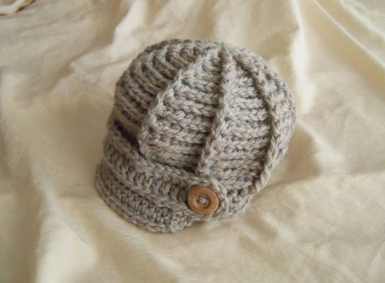 Free Newborn Newsboy Cap Crochet Pattern Sample Picture