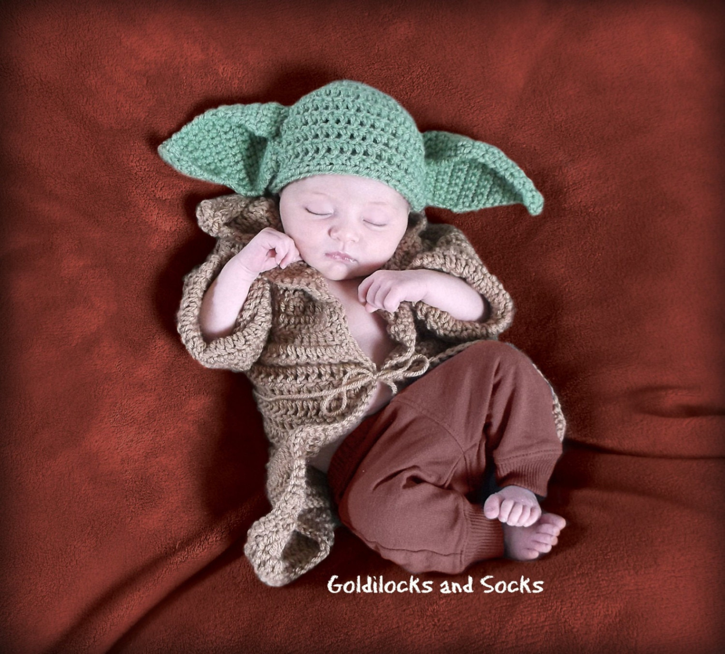 Free Newborn Yoda Hat Crochet Pattern Sample Picture