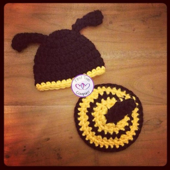 Newborn Bumble Bee Crochet Pattern Example Image