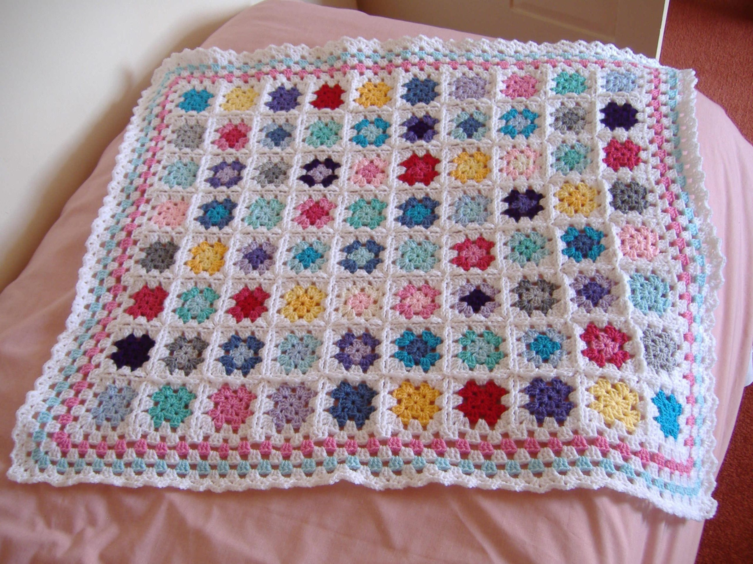 Basic Granny Square Blanket Pattern Sample Picture