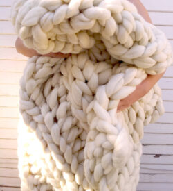 Free Chunky Knit Throw Blanket Pattern Sample Image